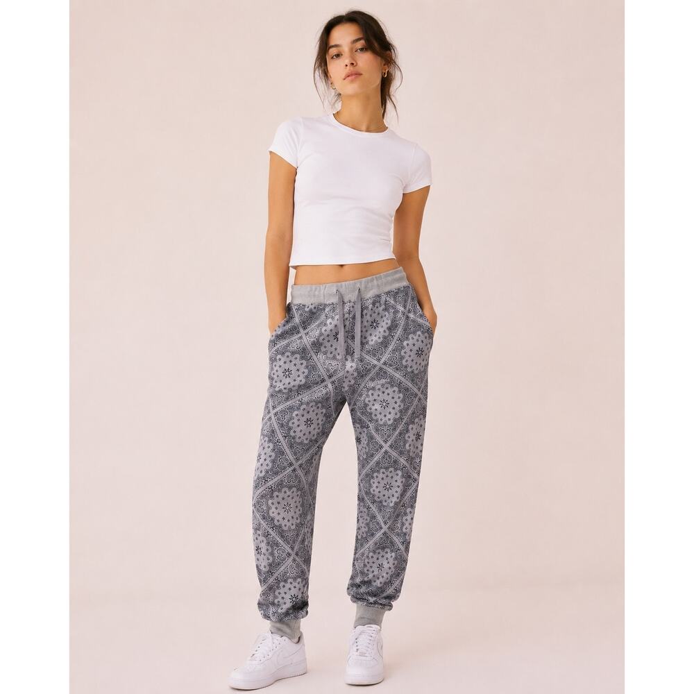 Original Swiss Cross Bandana Paisley Jogger Sweatpants M Gray‎ Navy NWOT